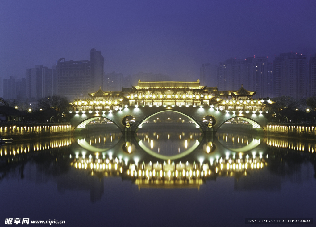 桥梁夜景