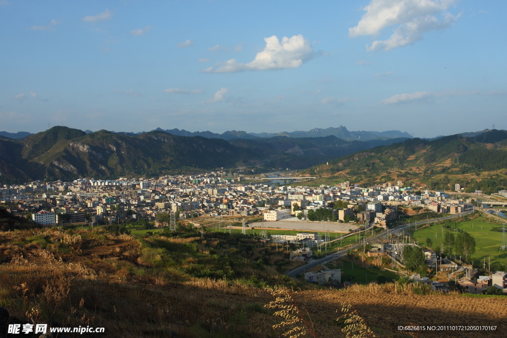 漂城一景