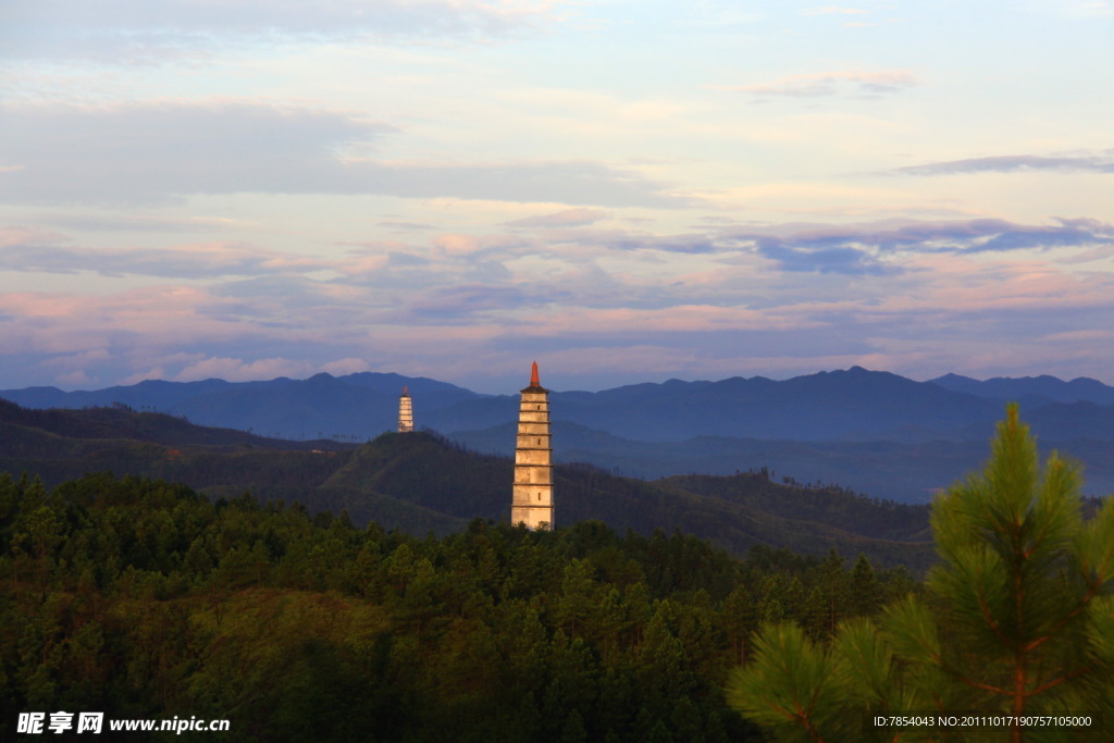 张公山塔