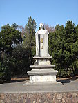 鲁迅雕塑