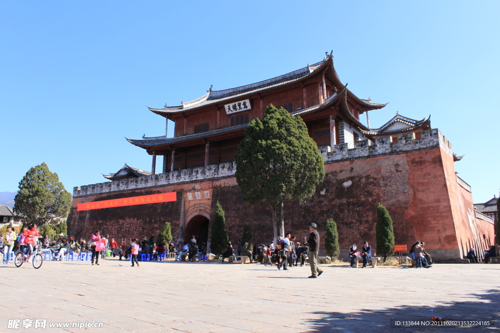 大理巍山古城楼