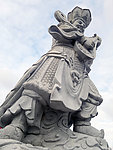 四大天王石雕像