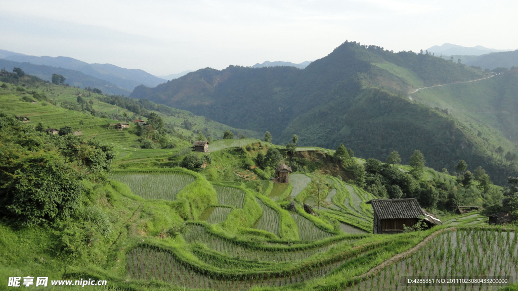 宽幅山脉