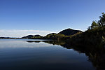 湖面蓝天