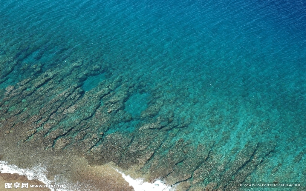 蓝色大海海滩