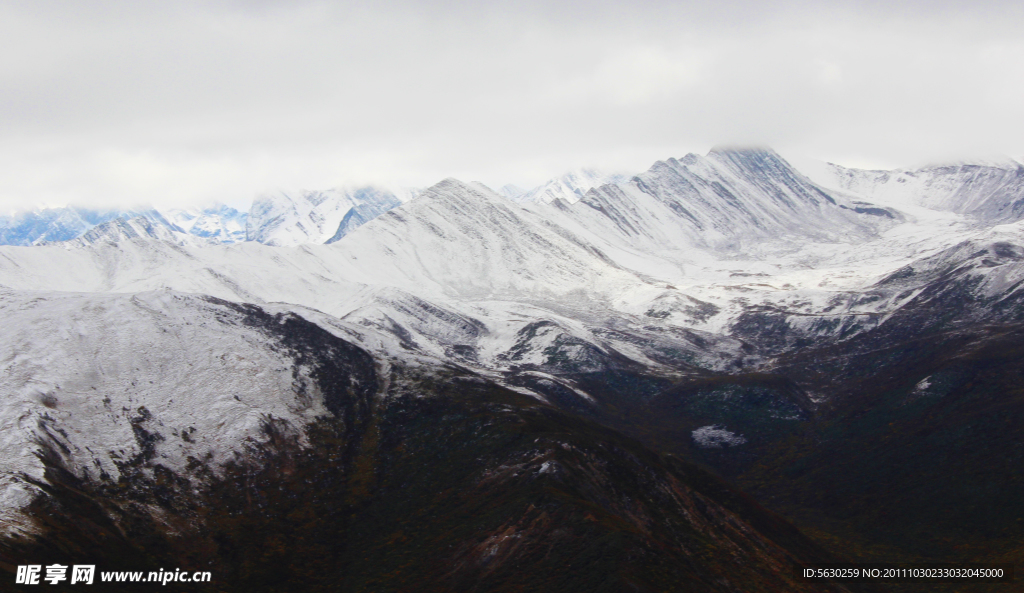 雪山