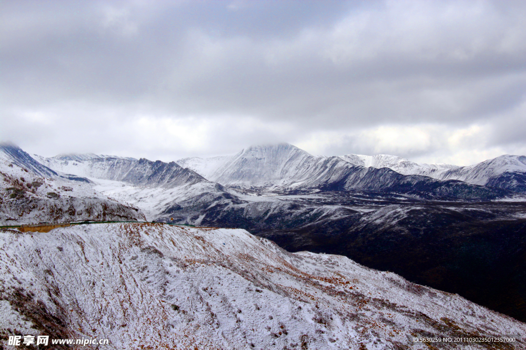 雪山