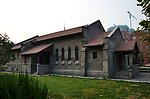 安里甘教堂的附属建筑