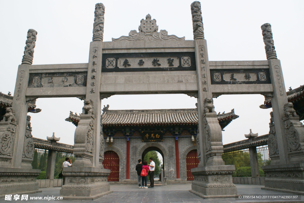 寺庙牌坊