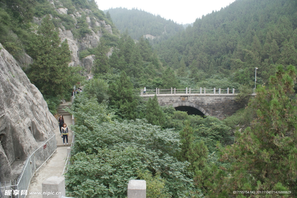 旅游