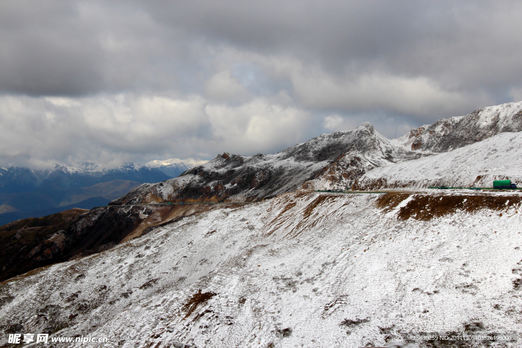 雪山