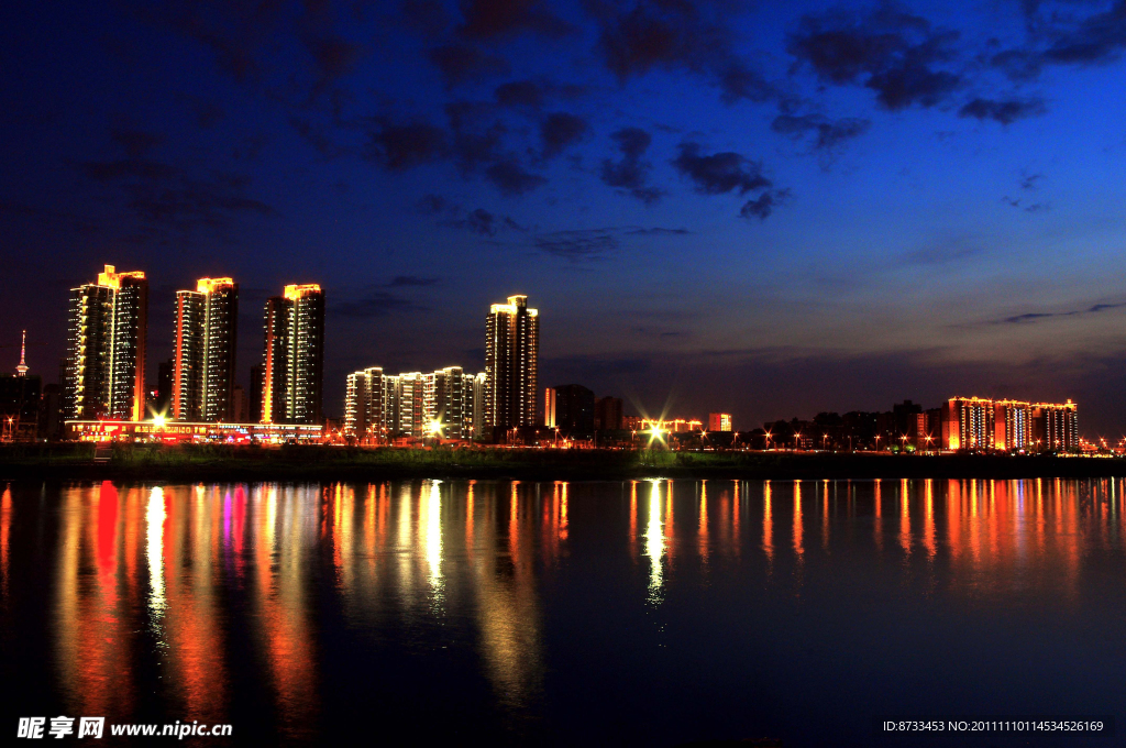 株洲河西夜景