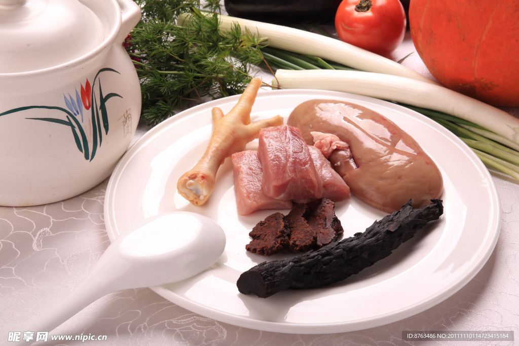 肉苁茸锁阳炖猪腰