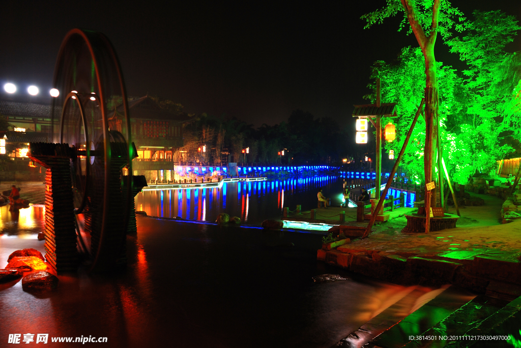 黄龙溪夜景