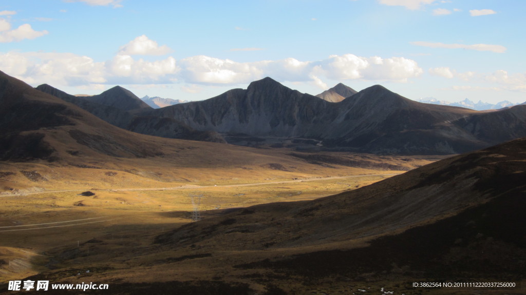 米拉山风景