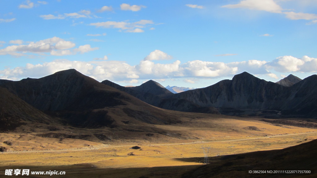 米拉山风景