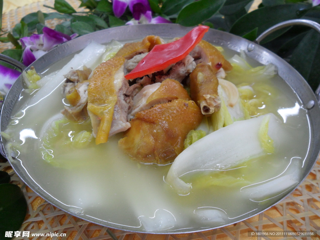 锅仔咸鸡浸娃娃菜