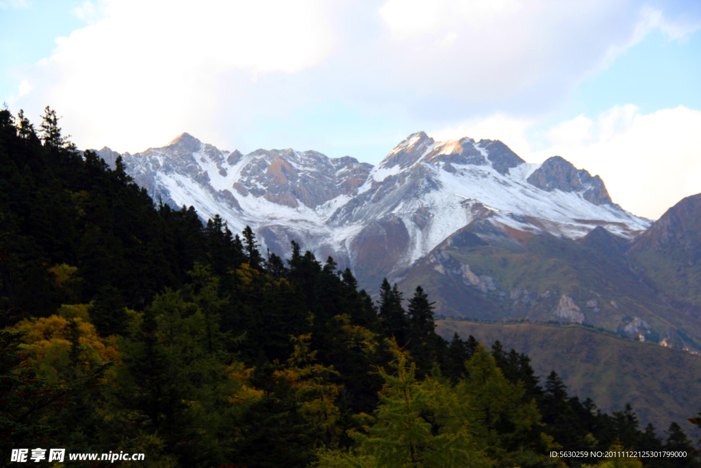 黄龙风景 雪山