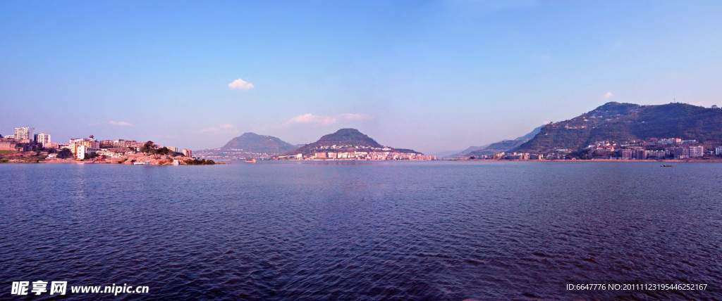 高山湖泊