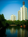湖边建筑