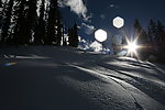 雪山阳光