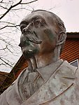 科学家雕像