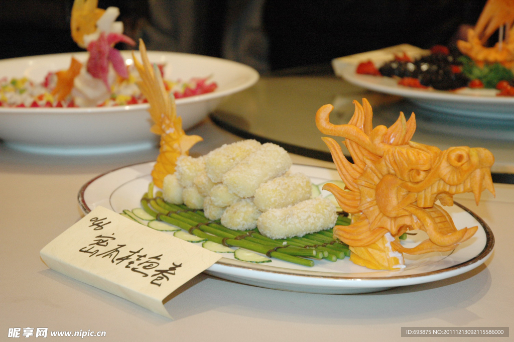 餐饮美食 密瓜桂鱼卷