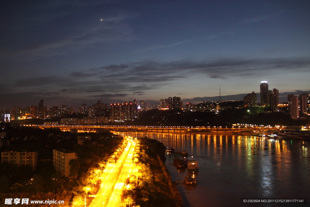 菜园坝大桥夜景之灯火辉煌