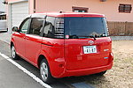 日本红色小车