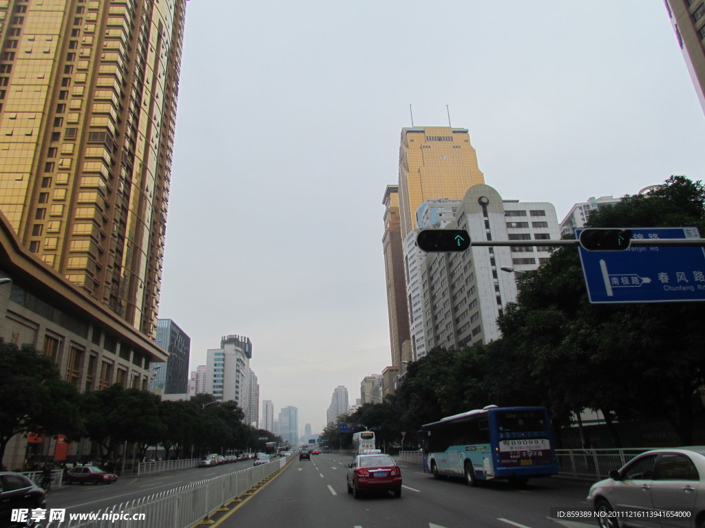 深圳罗湖区街头