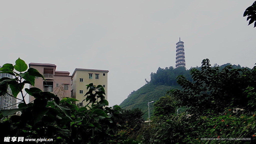 塔下的别墅
