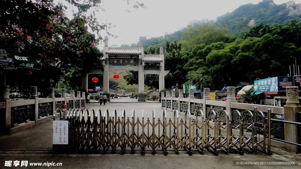 塔山牌坊