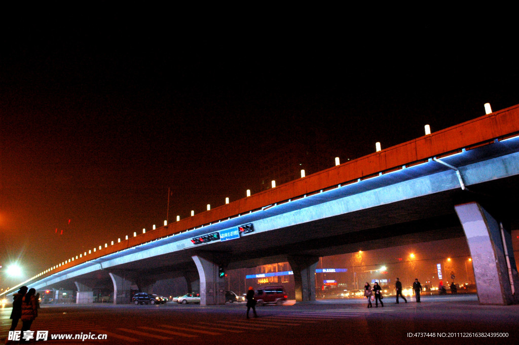 郑州市文化路北环路立交桥夜景