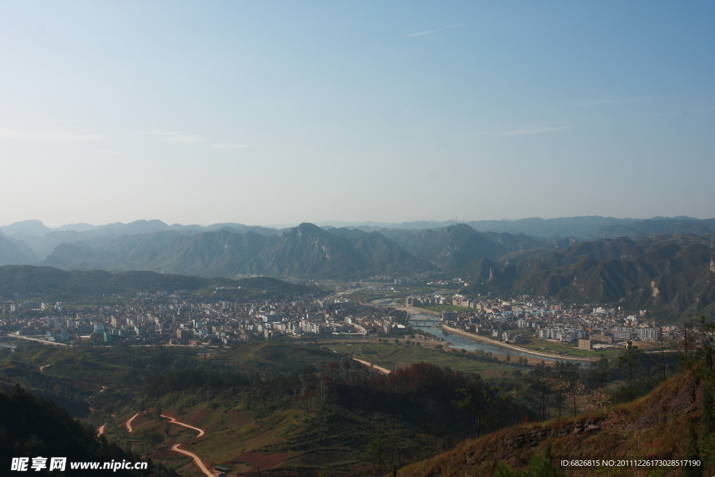 小城一景