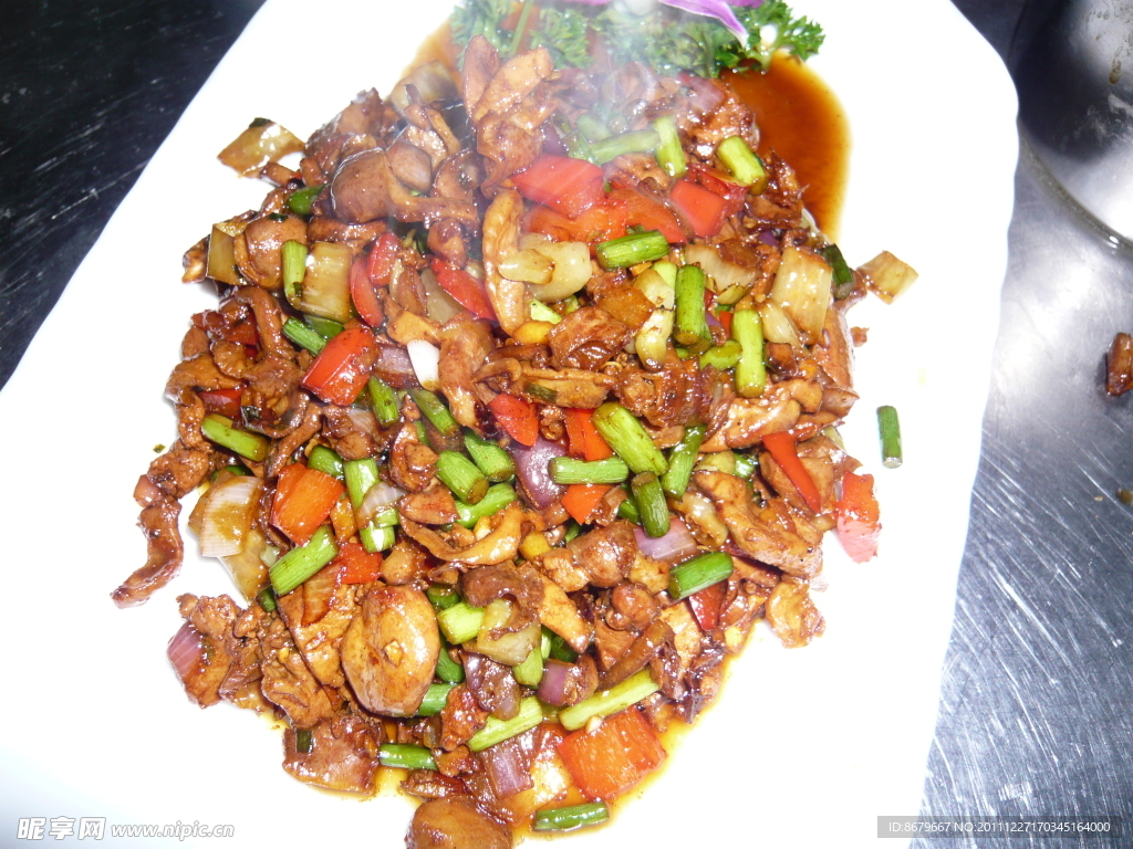 蒜苔炒肉