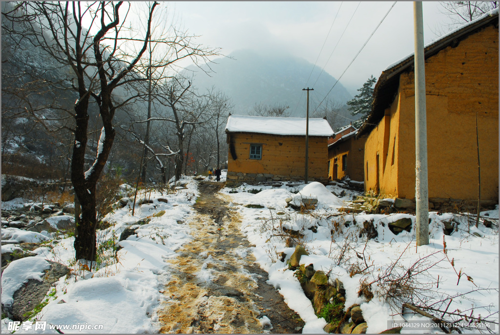 雪中农家