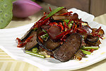 血丸子炒腊香