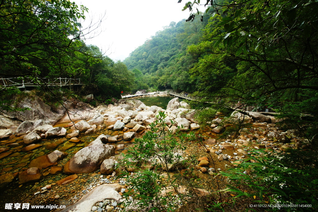 黄岗山大峡谷