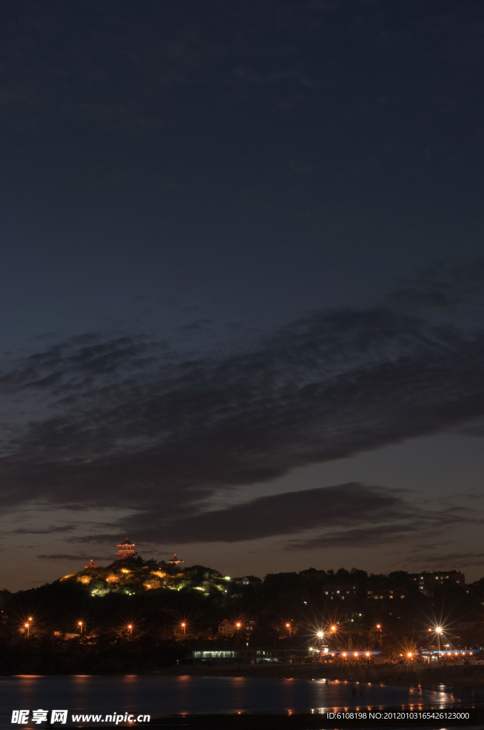 海边夜景