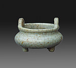 哥窑粉青釉香炉