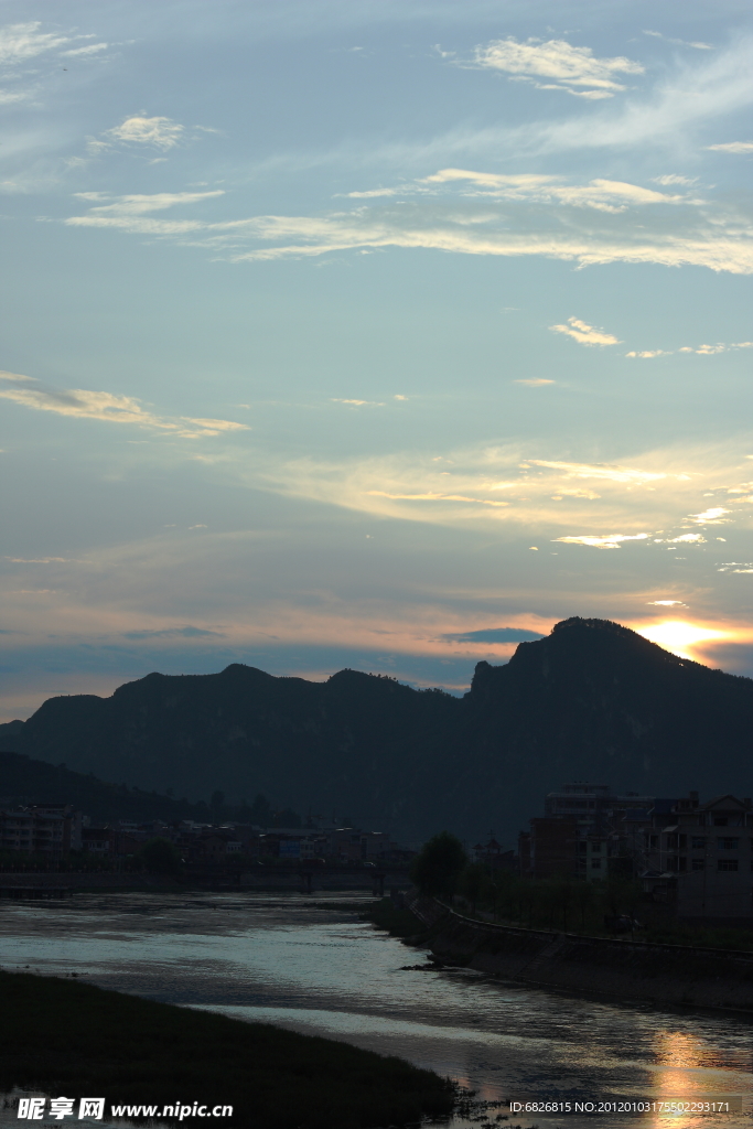 小城一景