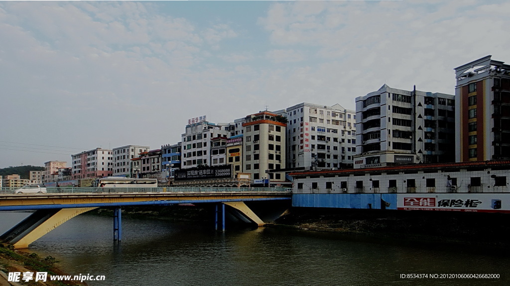 新村 河桥