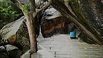 石罅路