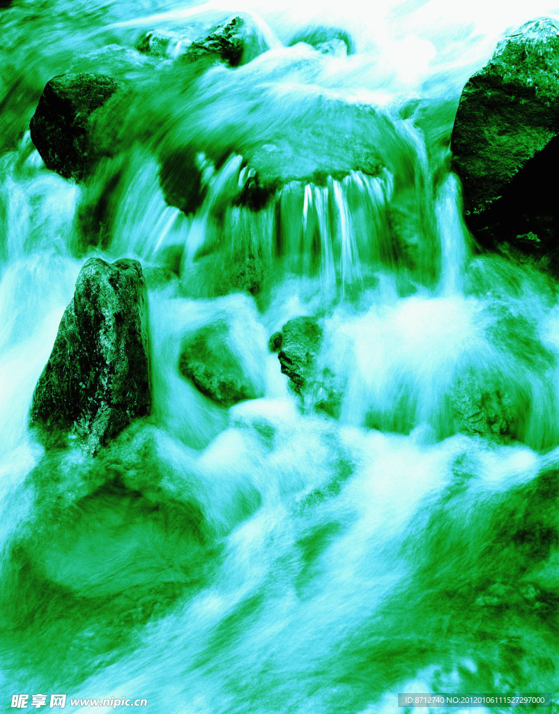 溪流水源