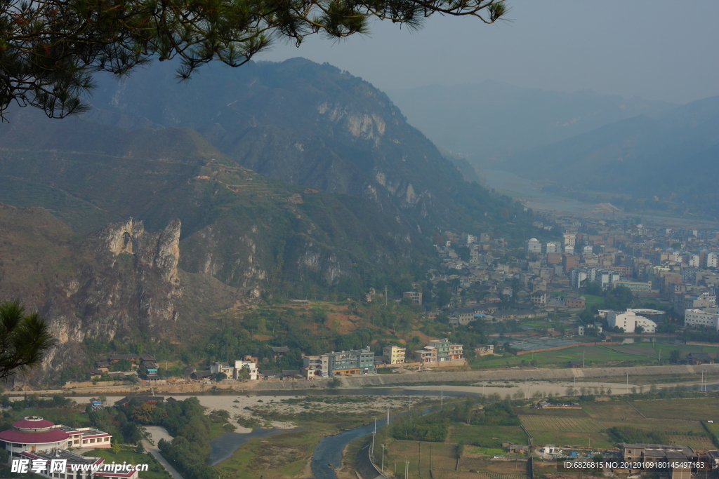 小城一景