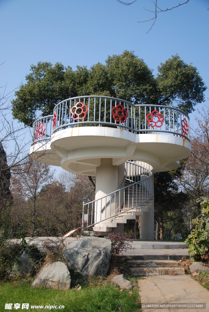 观梅台