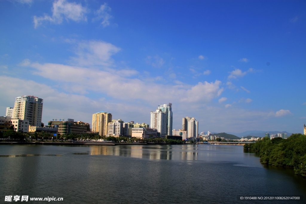 三亚河的风景