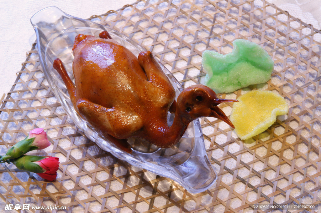 脆皮乳鸽
