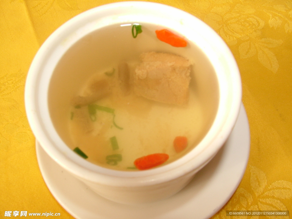 当归老鸡汤