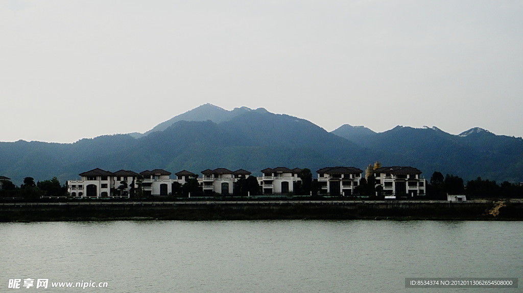 江边渔村